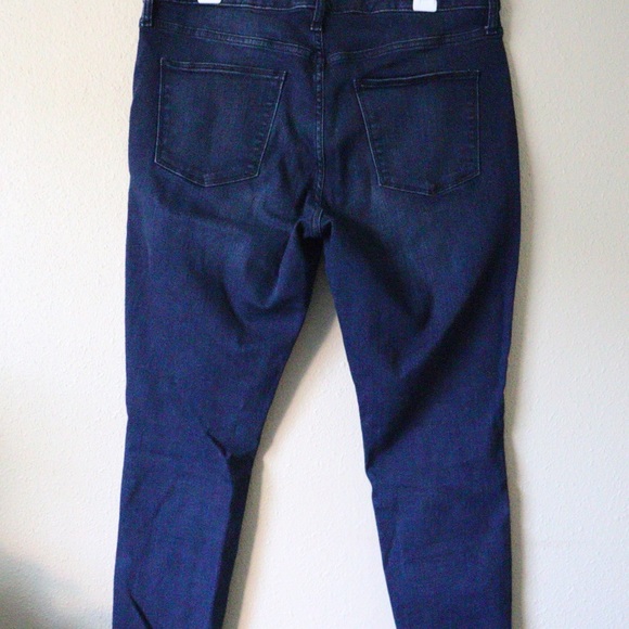 Universal Thread jeans - Picture 3 of 4